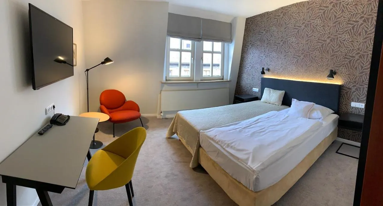 Hotel Am Torturm Фольках