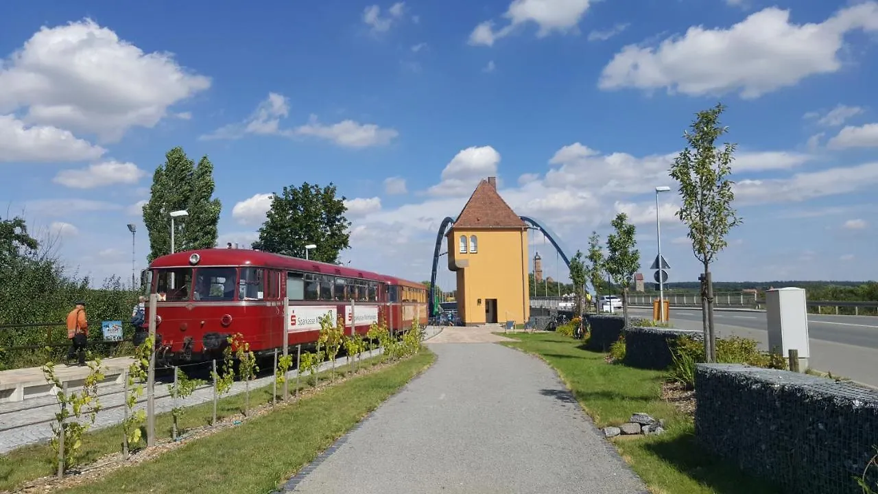 Hotel Am Torturm Фольках